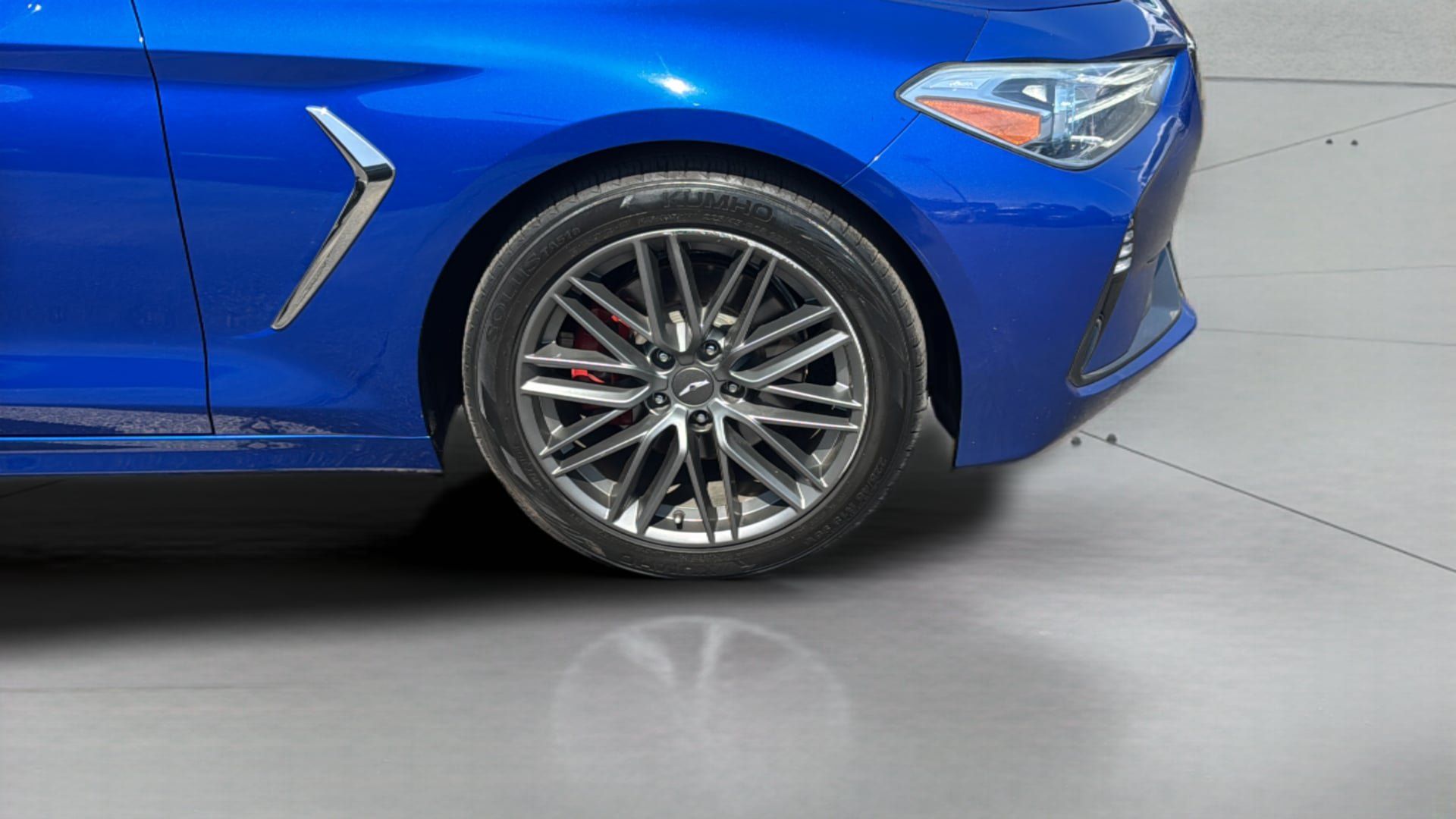Used 2019 Genesis G70 2.0T Advanced w/ Elite Package RWD image 34