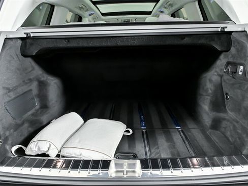 Used 2024 Mercedes-Benz Maybach GLS 600 4MATIC image 16