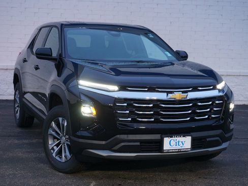 New 2025 Chevrolet Equinox LT FWD image 4