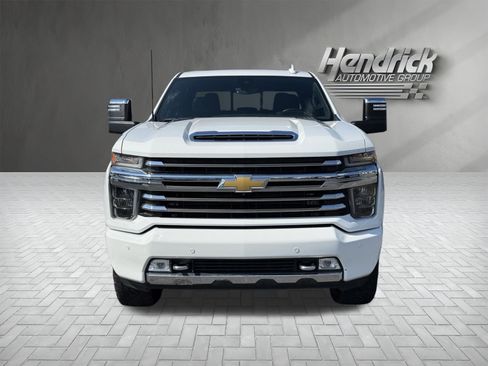 Used 2021 Chevrolet Silverado 2500 High Country w/ Z71 Off-Road Package AWD/4WD image 3