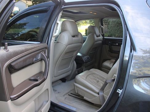 Used 2015 GMC Acadia Denali image 16