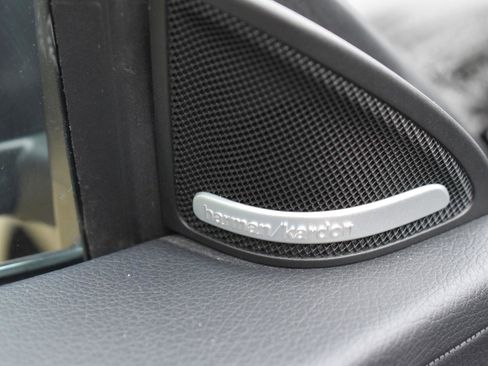 Used 2014 Mercedes-Benz CLA 250 4MATIC image 29