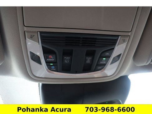 Certified 2025 Acura RDX SH-AWD w/ Technology Package image 18