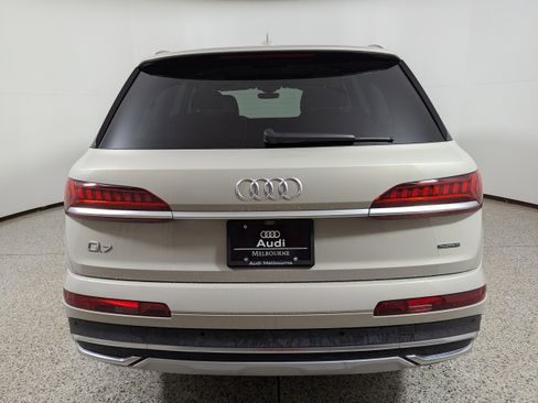 Certified 2023 Audi Q7 2.0T Premium w/ Convenience Package image 6