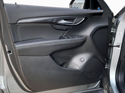 Used 2023 Buick Envision Essence w/ Sport Touring Package FWD image 21