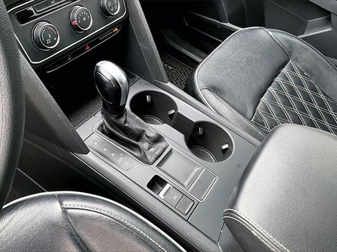 Used 2021 Volkswagen Atlas S image 10