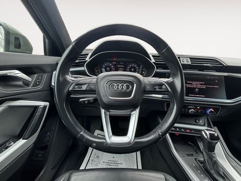 Used 2024 Audi Q3 2.0T Premium image 12
