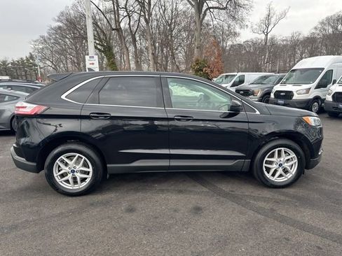 Certified 2022 Ford Edge SEL w/ Convenience Package image 9
