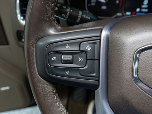 Used 2021 GMC Yukon SLT image 28