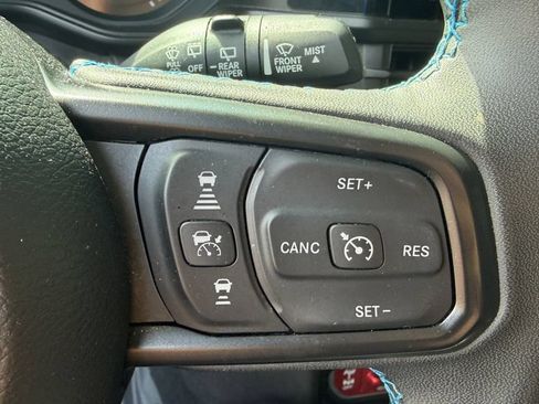 Used 2024 Jeep Wrangler Unlimited Rubicon 4xe AWD/4WD image 15