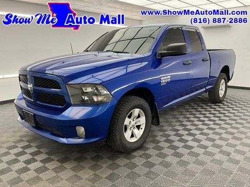 Used 2019 RAM 1500 Express AWD/4WD image 1