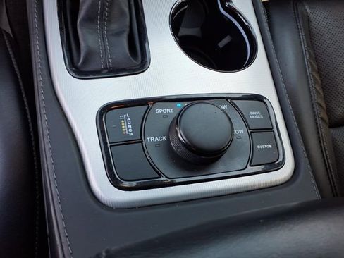 Used 2020 Jeep Grand Cherokee Trackhawk image 33