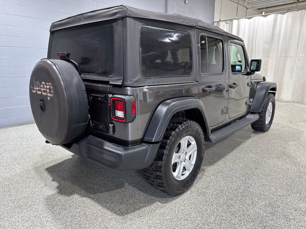 Used 2018 Jeep Wrangler Unlimited Sport S AWD/4WD image 3