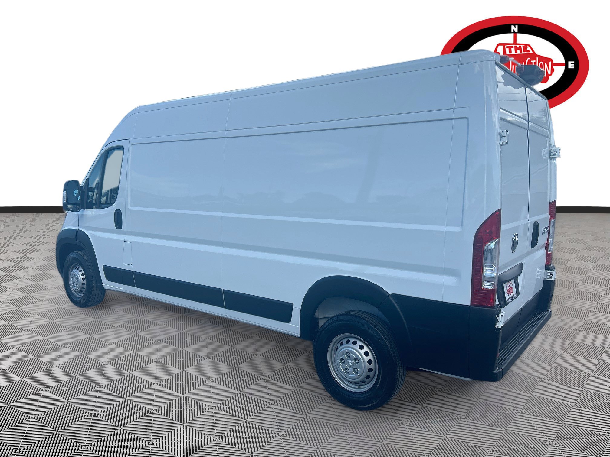 Used 2025 RAM ProMaster 2500 w/ Convenience Group FWD image 5
