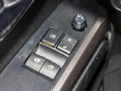 Used 2022 Toyota Tacoma SR5 image 21