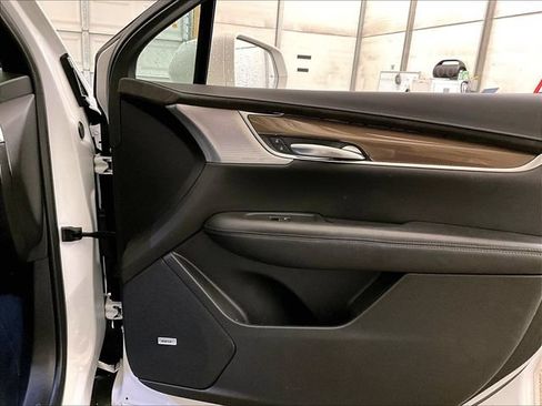 Used 2020 Cadillac XT5 Premium Luxury w/ Platinum Package AWD/4WD image 23