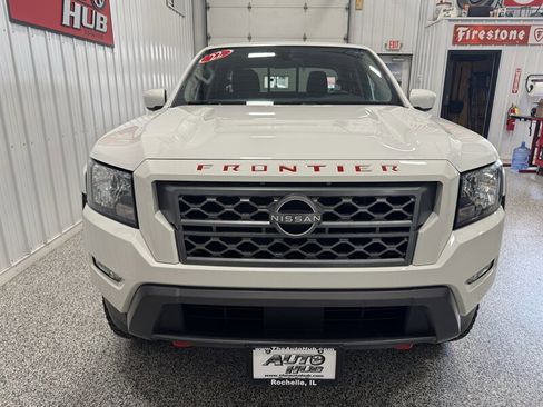 Used 2022 Nissan Frontier SV AWD/4WD image 18