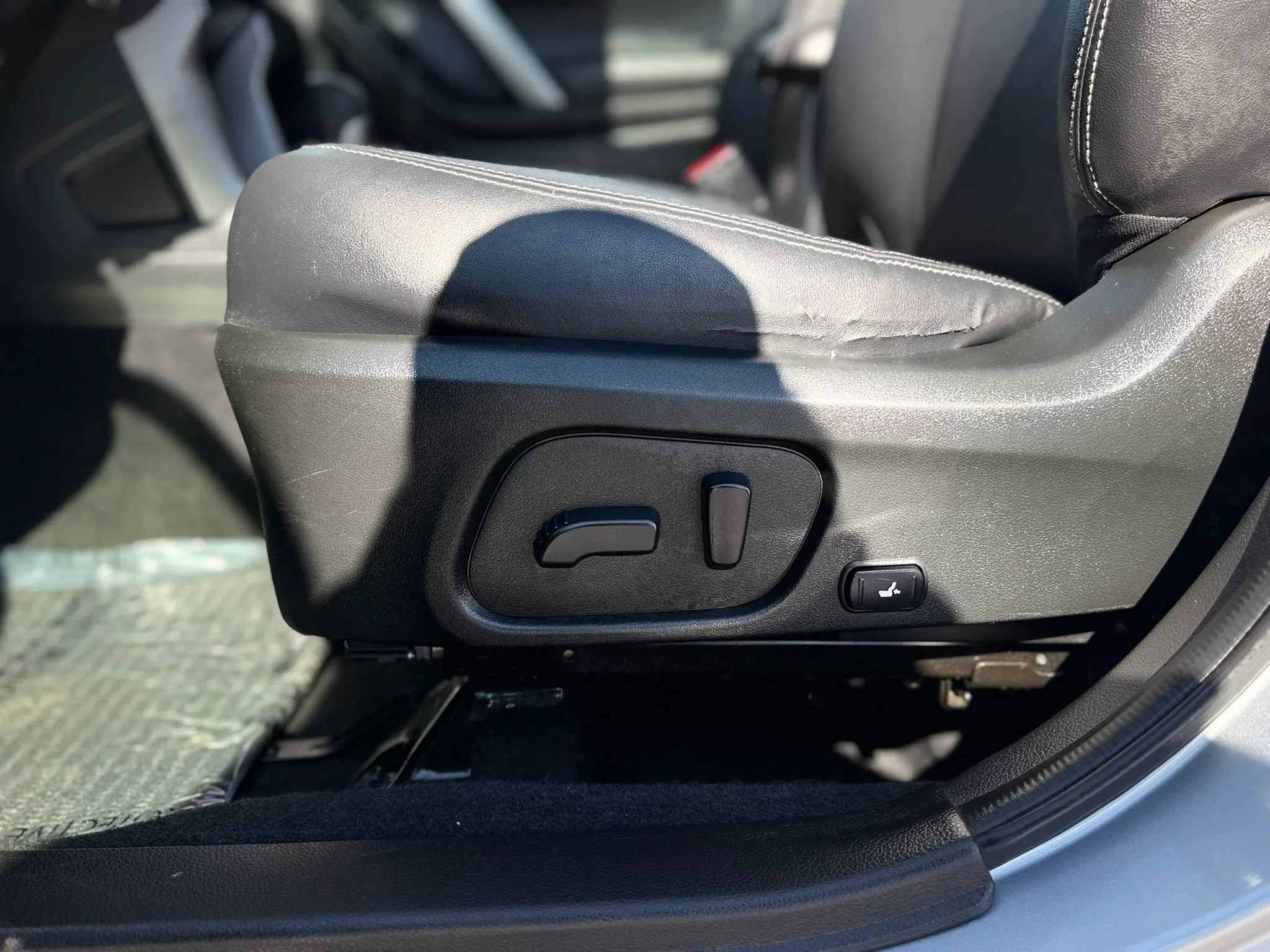 Used 2014 Subaru Forester 2.5i Limited AWD/4WD image 27