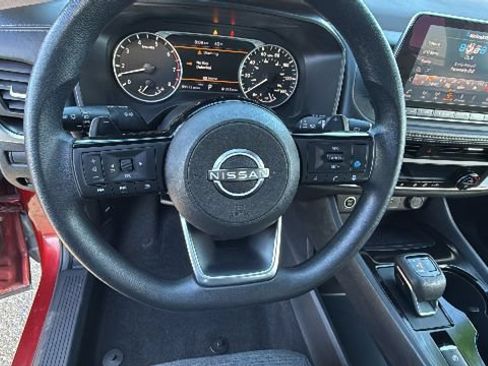 Certified 2023 Nissan Rogue SV AWD/4WD image 18