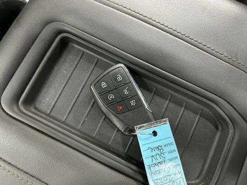 Used 2023 Chevrolet Tahoe High Country AWD/4WD image 20