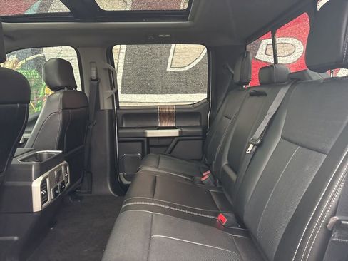 Used 2018 Ford F150 Lariat w/ Equipment Group 502A Luxury image 21