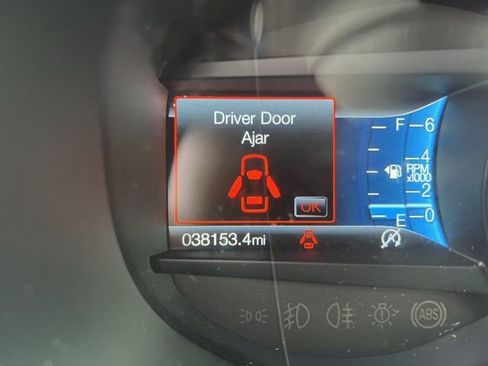 Used 2024 Ford Edge SEL image 12