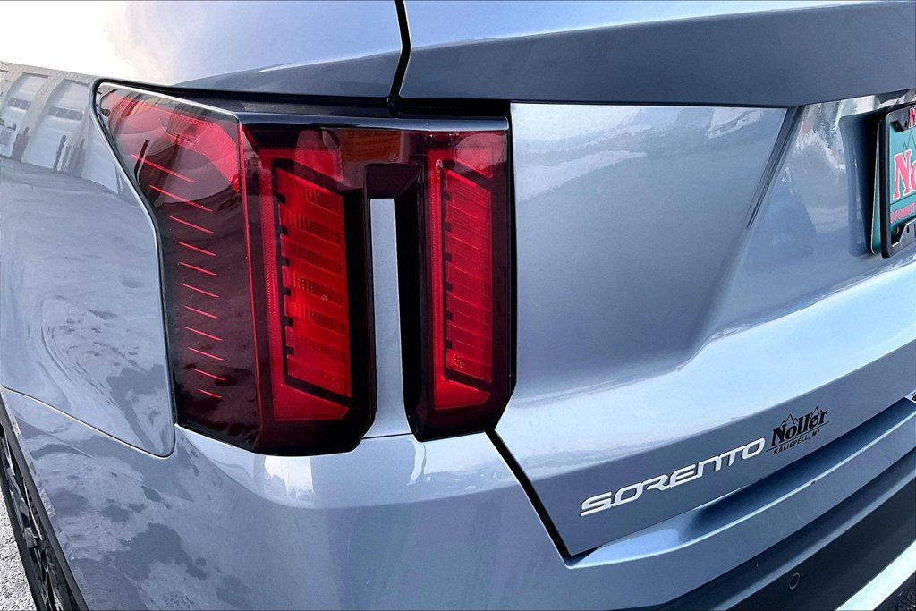 Used 2024 Kia Sorento S AWD/4WD image 31