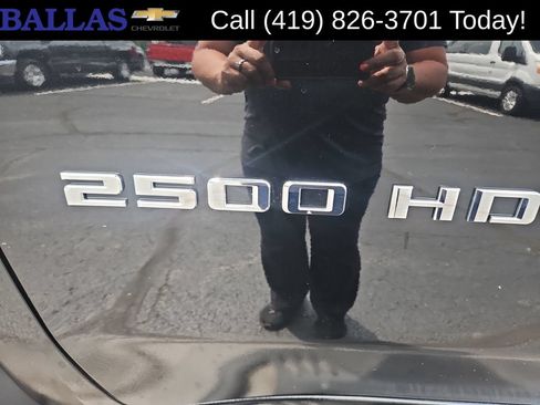 Certified 2025 Chevrolet Silverado 2500 ZR2 AWD/4WD image 33