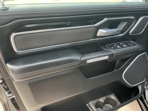 Used 2020 RAM 1500 Laramie AWD/4WD image 10