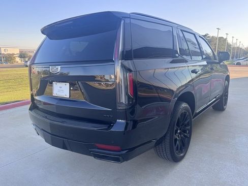 Used 2023 Cadillac Escalade Sport w/ LPO, ONYX Package image 5