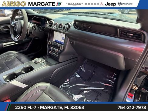 Used 2021 Ford Mustang Shelby GT500 w/ Technology Package RWD image 15