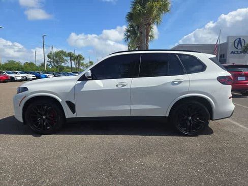 Used 2024 BMW X5 xDrive40i w/ M Sport Package AWD/4WD image 6
