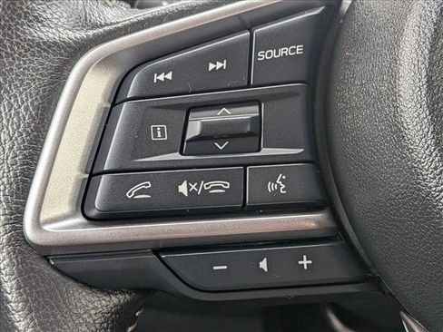 Used 2024 Subaru Ascent Limited AWD/4WD image 9