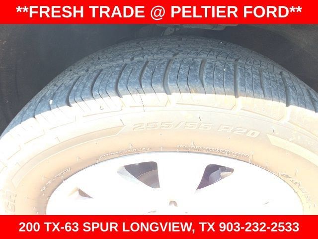 Used 2022 Ford Explorer King Ranch w/ Premium Technology Package AWD/4WD image 5