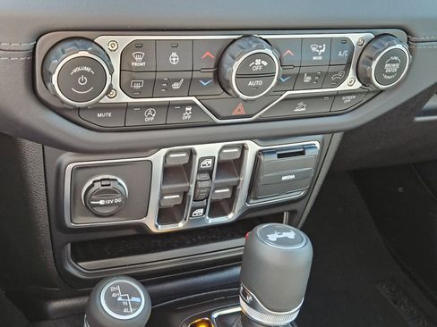 New 2026 Jeep Wrangler Sahara image 21