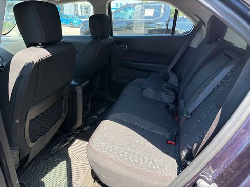 Used 2017 Chevrolet Equinox LS FWD image 12