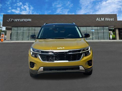 Used 2024 Kia Seltos S FWD image 2
