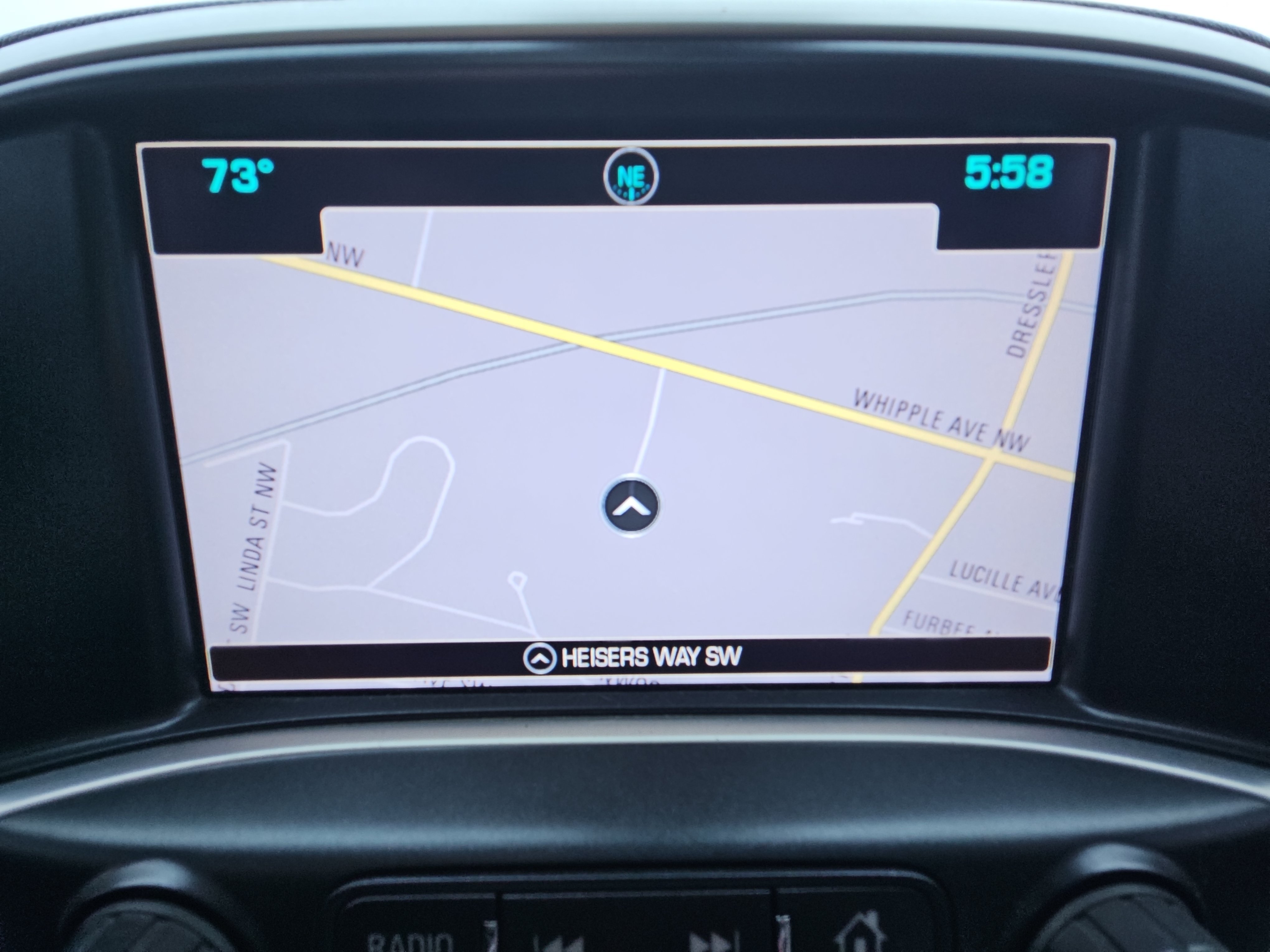 Used 2018 GMC Sierra 1500 SLT AWD/4WD image 24