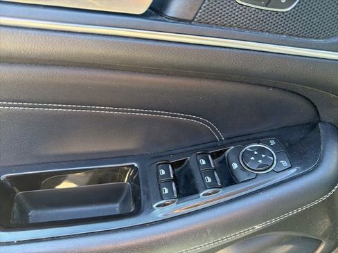 Used 2017 Ford Edge Titanium w/ Equipment Group 301A image 15