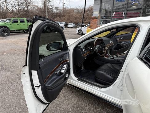 Used 2015 Mercedes-Benz S 550 Sedan image 9