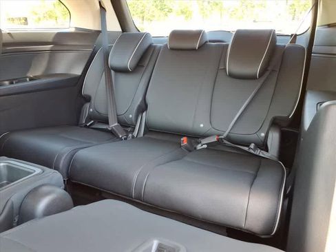 New 2026 Honda Odyssey Touring image 10