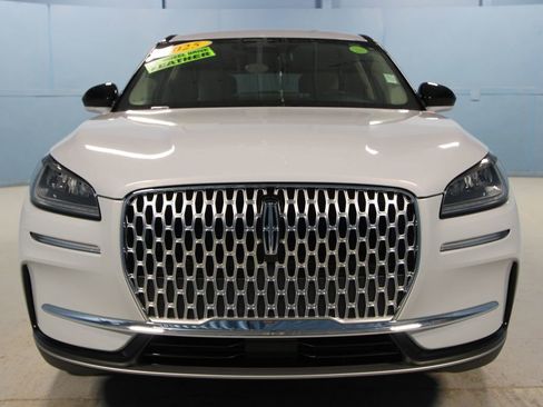 Used 2025 Lincoln Corsair AWD image 30