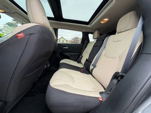 Used 2016 Jeep Cherokee 75th Anniversary AWD/4WD image 14