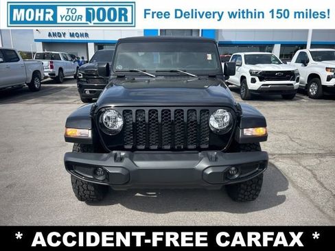 Used 2023 Jeep Gladiator Willys image 11
