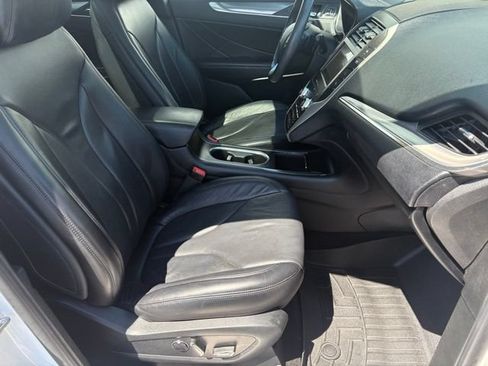 Used 2019 Lincoln MKC Reserve w/ MKC Technology Package AWD/4WD image 20
