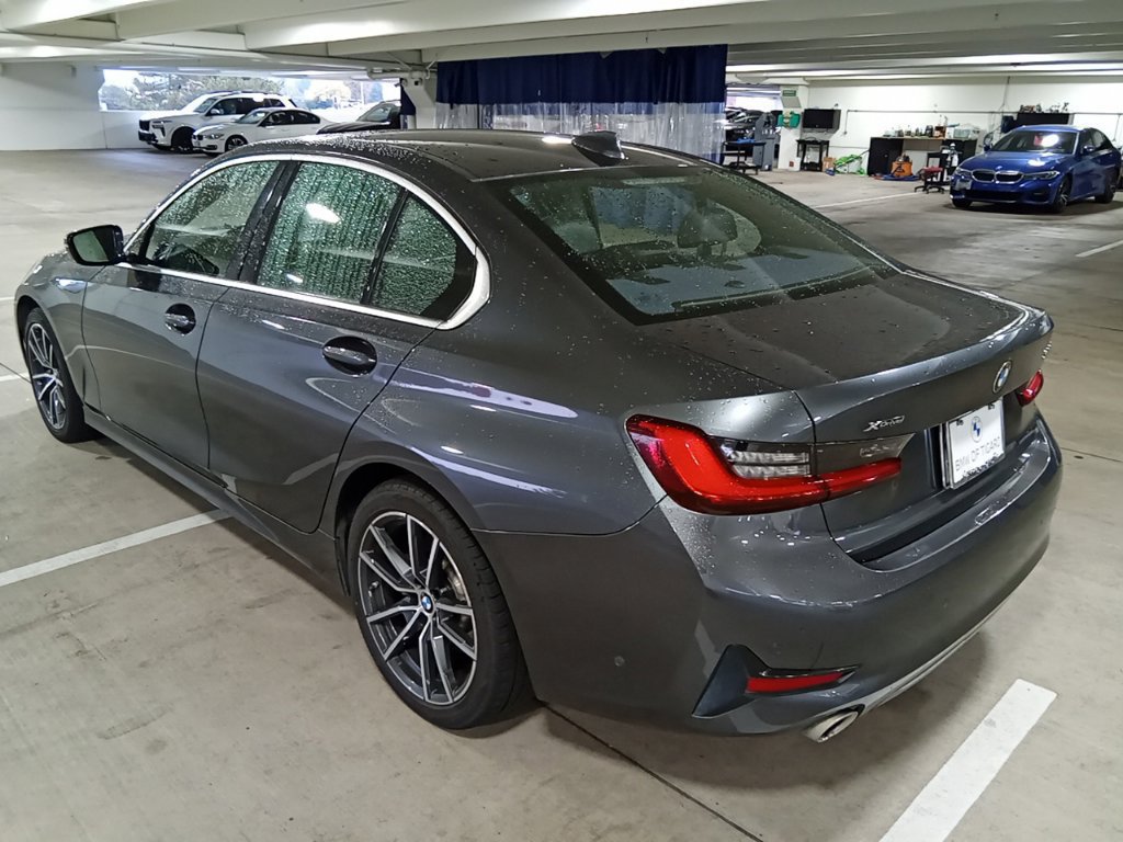 Used 2020 BMW 330i xDrive Sedan w/ Executive Package AWD/4WD image 7