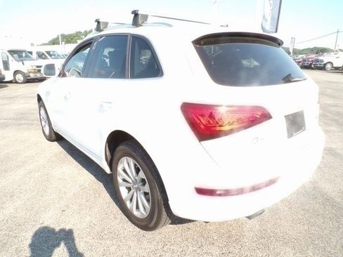 Used 2015 Audi Q5 2.0T Premium Plus w/ Technology Package image 3