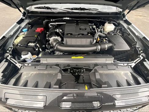 New 2026 Nissan Frontier SV w/ All-Weather Content Package image 12