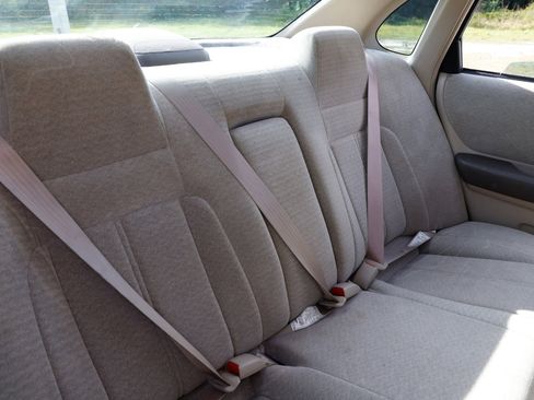 Used 1998 Toyota Avalon XLS image 14