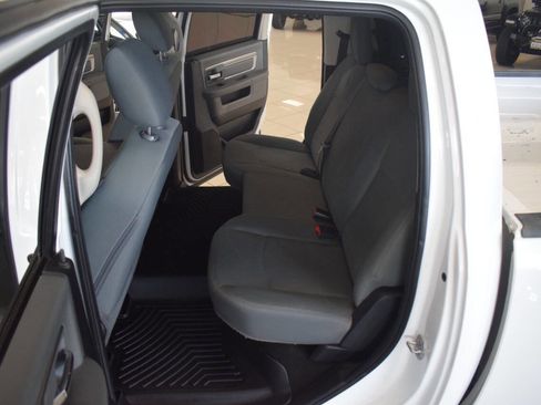 Used 2017 RAM 2500 SLT image 52